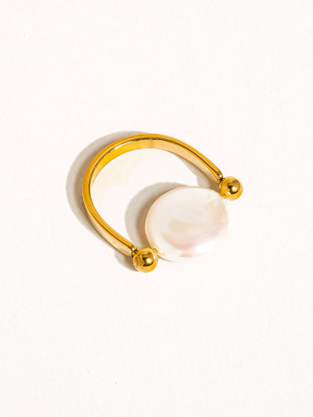 Luna Pearl Ring